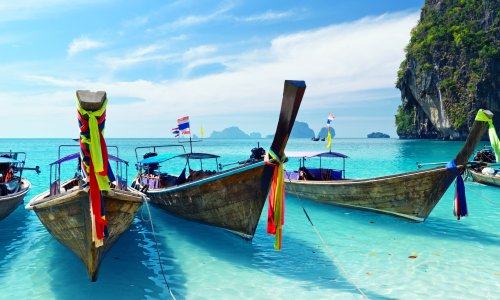 Phi Phi, Krabi, Railay i kolorwe łodzie w Tajlandii (2).jpg